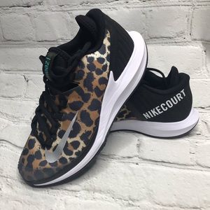 NEW Nike Air Zoom Zero HC Tennis Shoes Womens 7.5